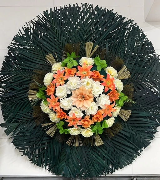 COROA DE FLORES ARTIFICIAIS